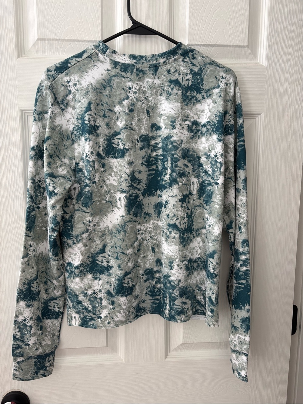 Under Armour Teal and White Tie-Dye Long Sleeve Crewneck